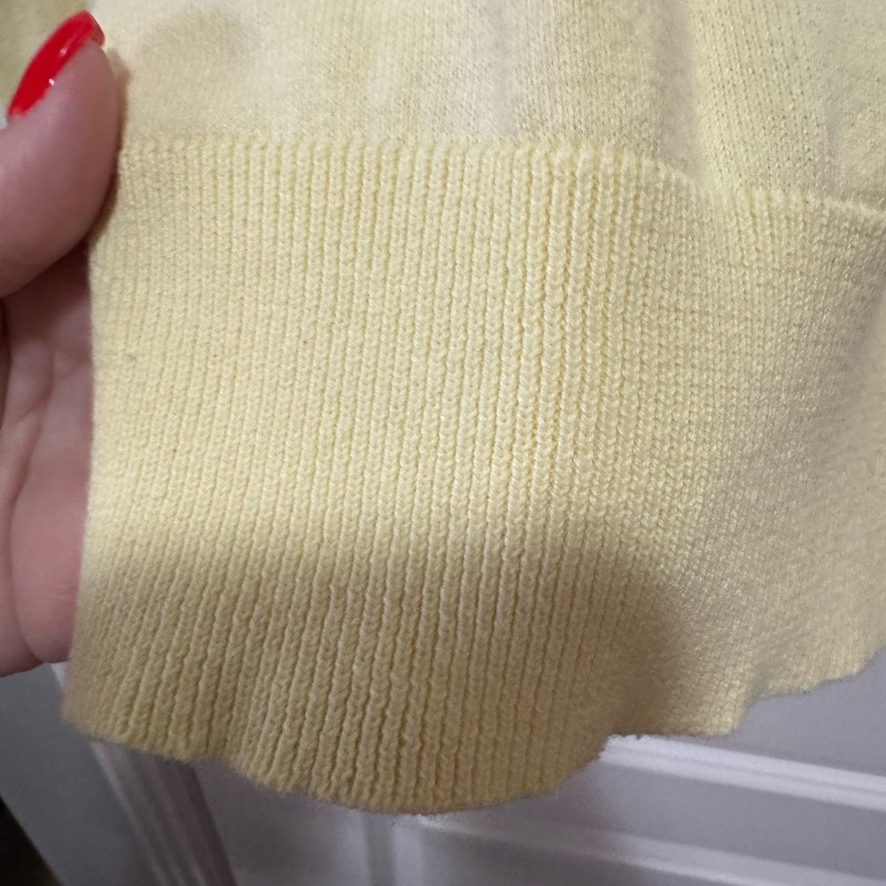 Faded glory size XXL women’s cardigan yellow sweater button down. P2P 23.-24. - Picture 5 of 6